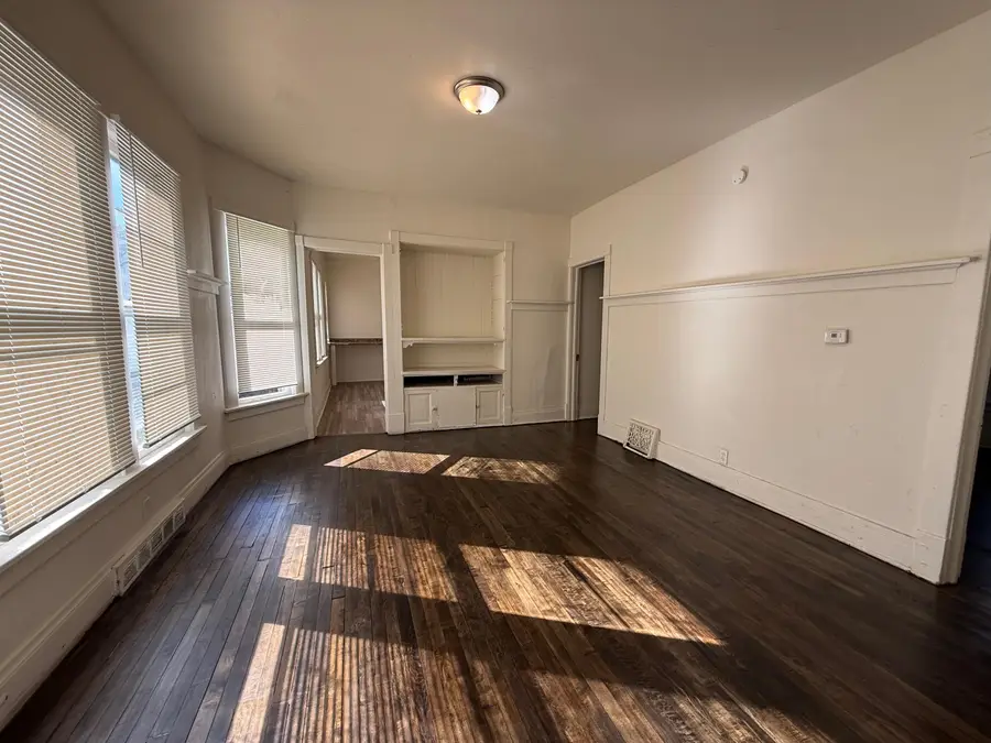 1225 S 20th St, Milwaukee, WI 53204 - #3