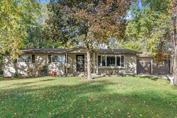 208 Jefferson St, Palmyra, WI 53156