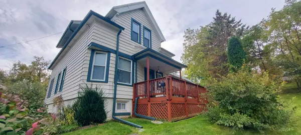 220 Commerce St, Mayville, WI 53050