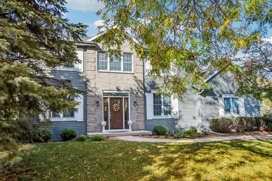301 Pinnacle Dr, Lake Mills, WI 53551 - #2