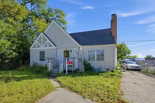 8340 W Fond Du Lac Ave, Milwaukee, WI 53218