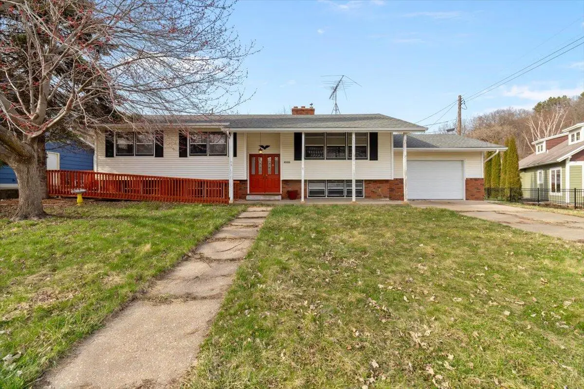 W5906 Valley Pkwy, Shelby, WI 54601 - #1