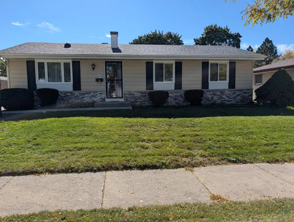 7925 W Denver Ave, Milwaukee, WI 53223