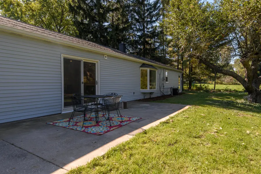 1428 Fiesta Ln, Mequon, WI 53092 - #3