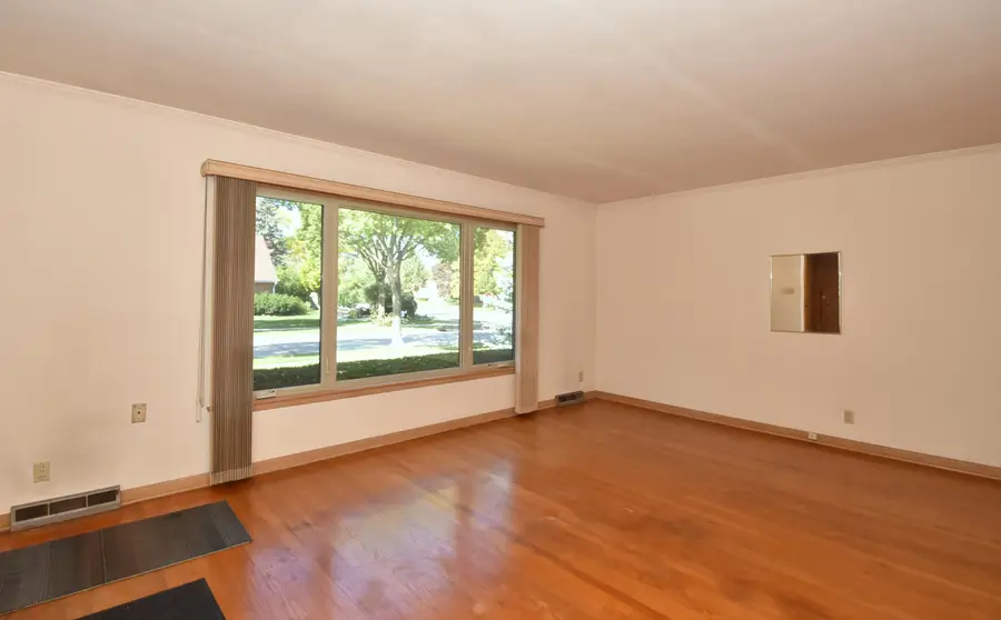 2710 S 72nd St, West Allis, WI 53219 - #3