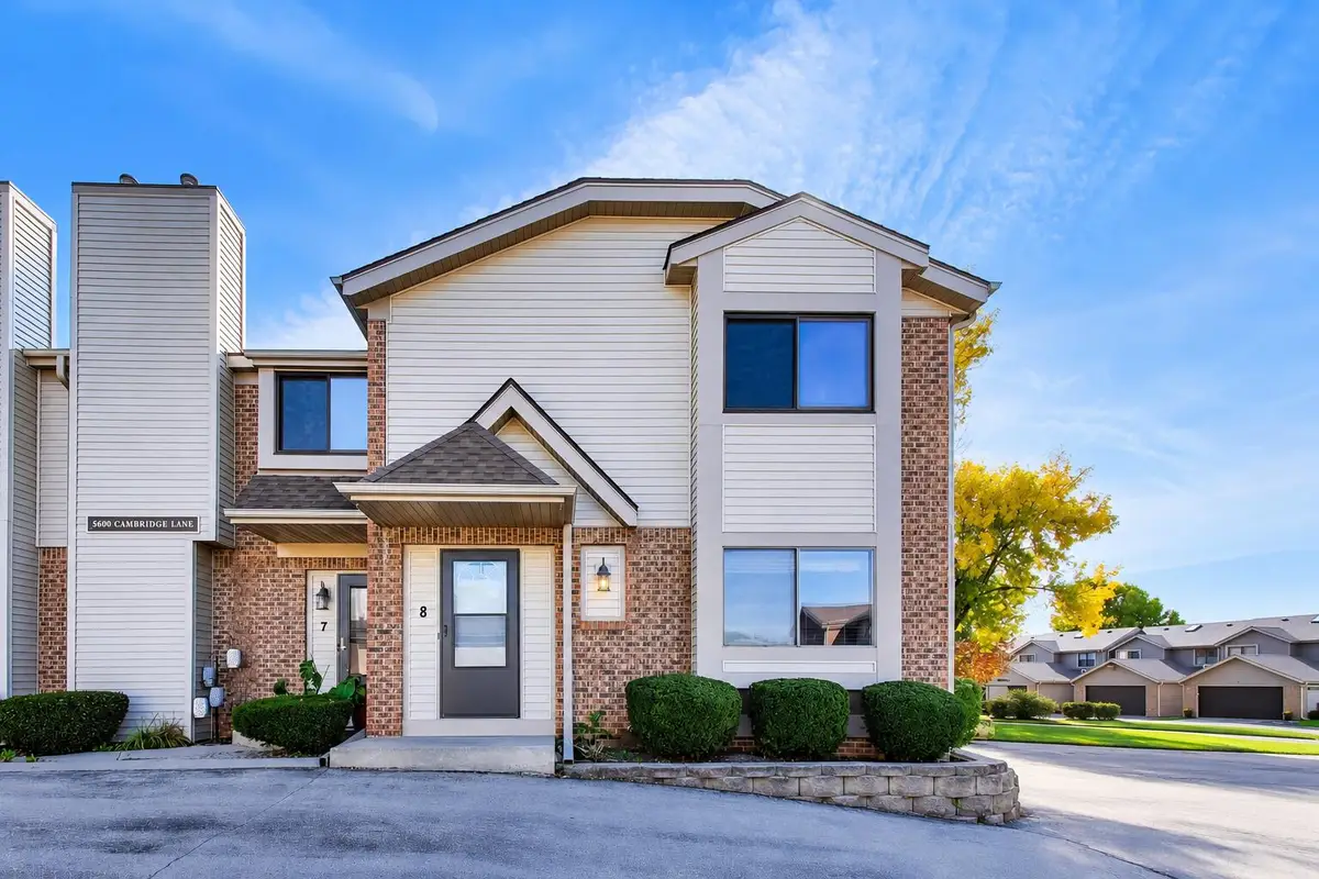 5600 Cambridge Ln, Mount Pleasant, WI 53406 - #1