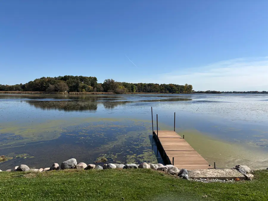 N10878 Rainbow Ter, Fox Lake, WI 53933 - #2