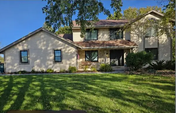 12414 N Wasaukee Rd, Mequon, WI 53097
