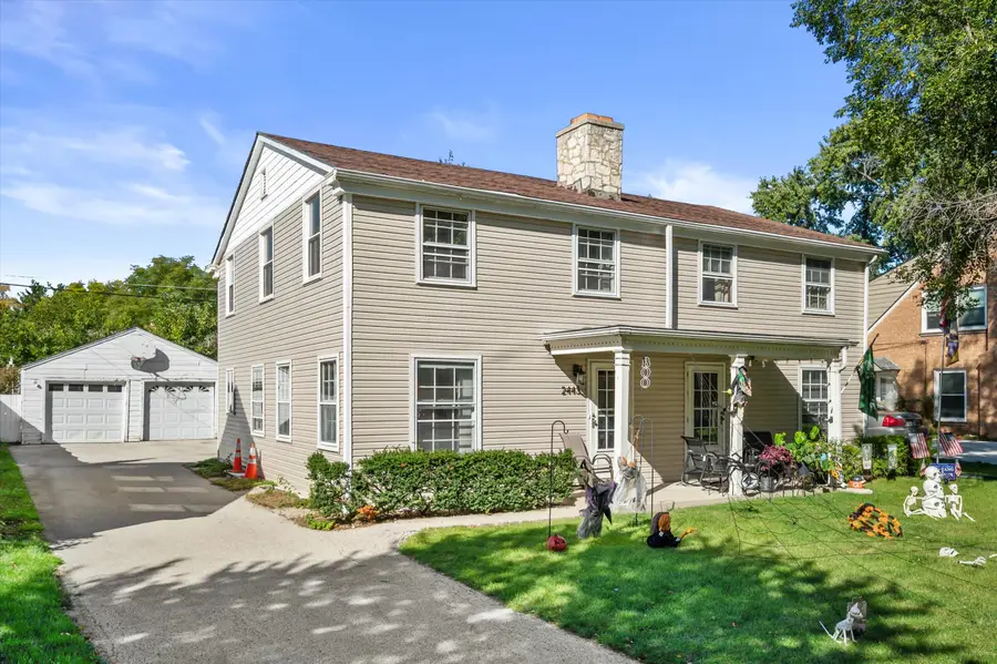 2443 N 114th St, Wauwatosa, WI 53226 - #2