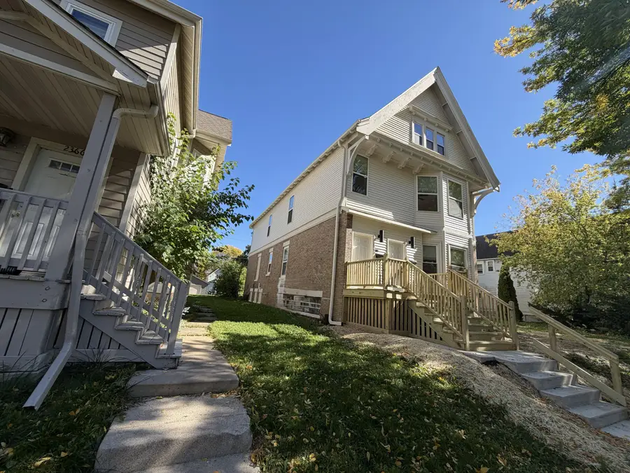 2360 N Dr William Finlayson St, Milwaukee, WI 53212 - #2