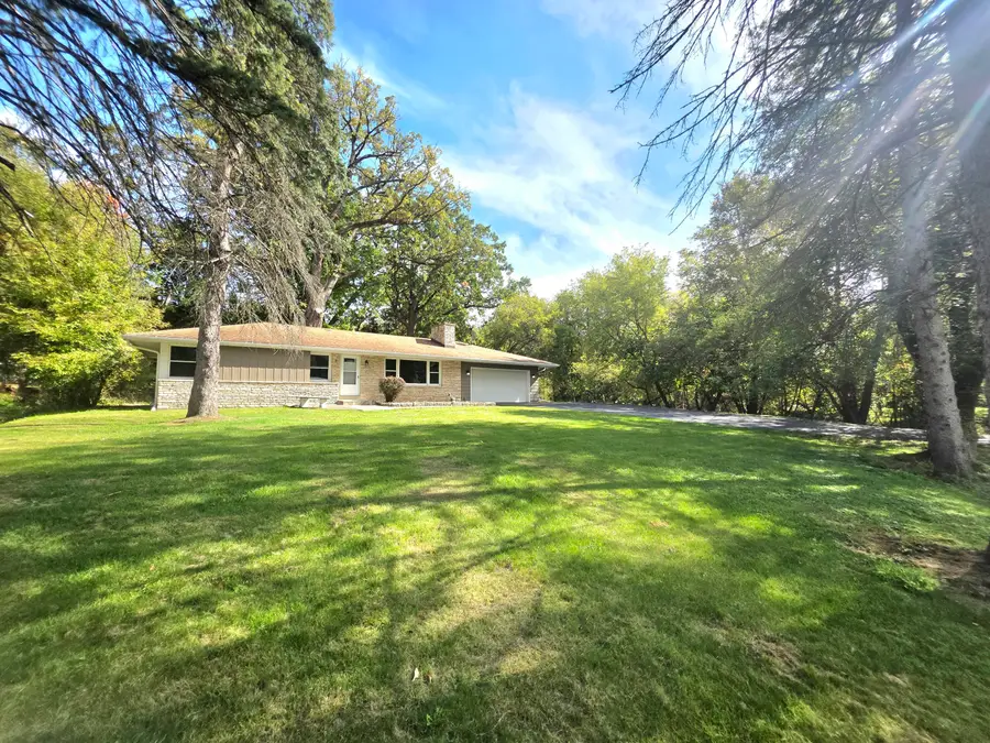 2800 S 124th St, West Allis, WI 53227 - #2