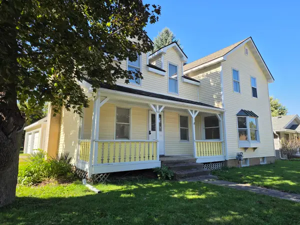 545 Wisconsin St, Genoa City, WI 53128