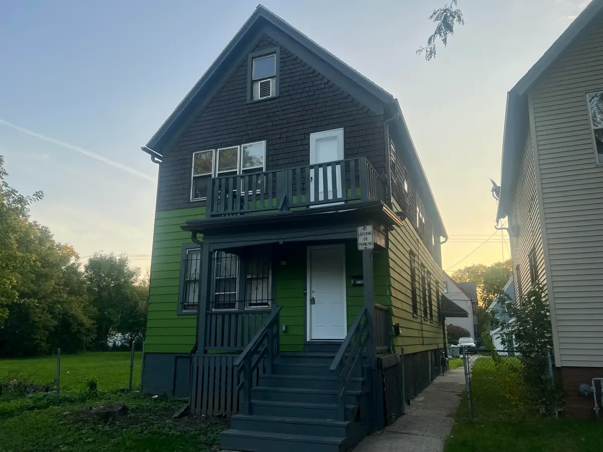 3138 N 11th St, Milwaukee, WI 53206 - #1