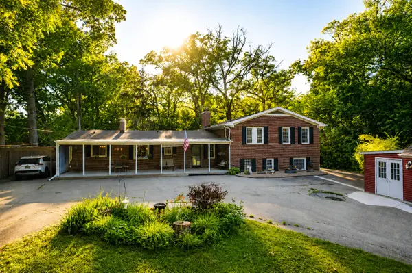 3130 Southwood Dr, Mount Pleasant, WI 53406