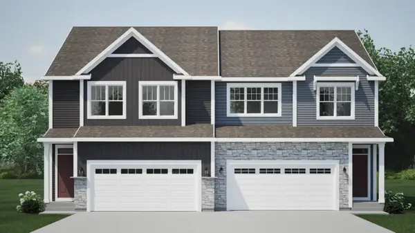 955 Lagom Way, Oconomowoc, WI 53066