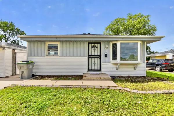 5765 N 89th St, Milwaukee, WI 53225