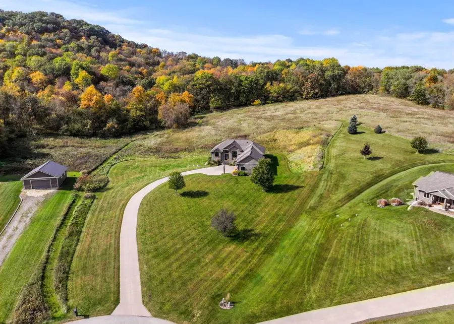 W6454 Willow Wood Ct, Onalaska, WI 54636 - #3