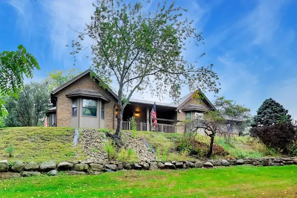 373 Church St, Burlington, WI 53105