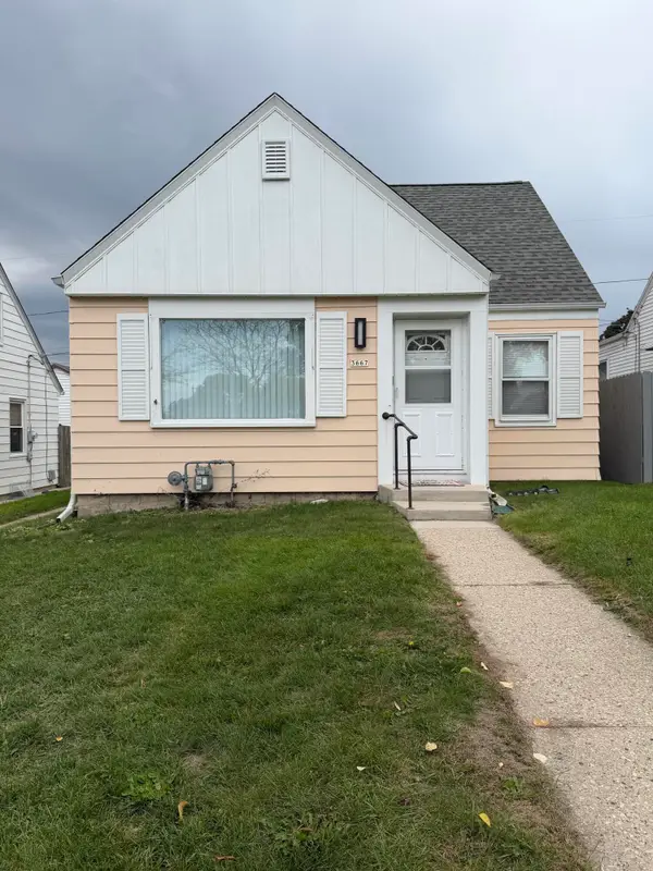 3667 S 18th St, Milwaukee, WI 53221