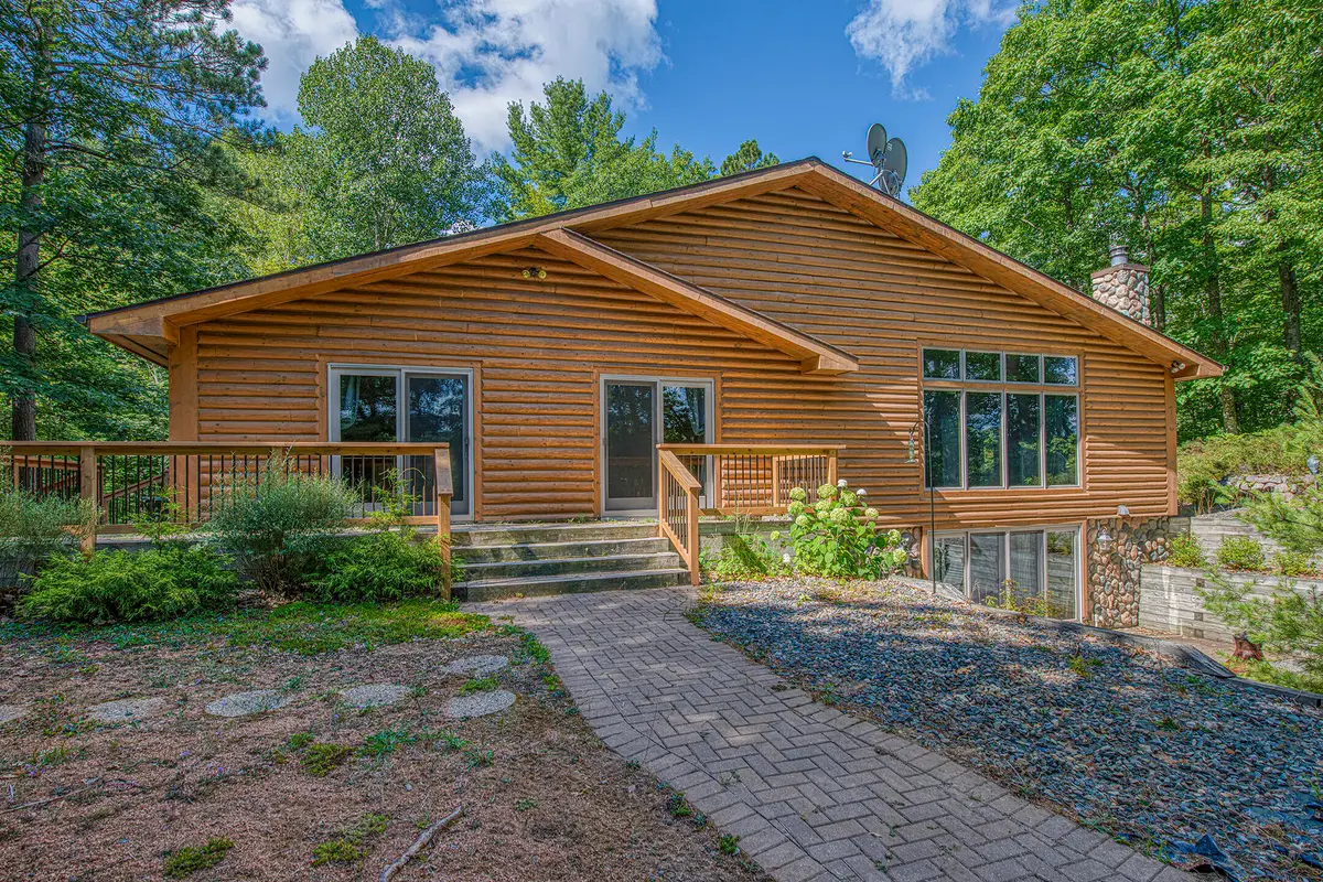 2512 Long View Dr, Crescent, WI 54501 - #1