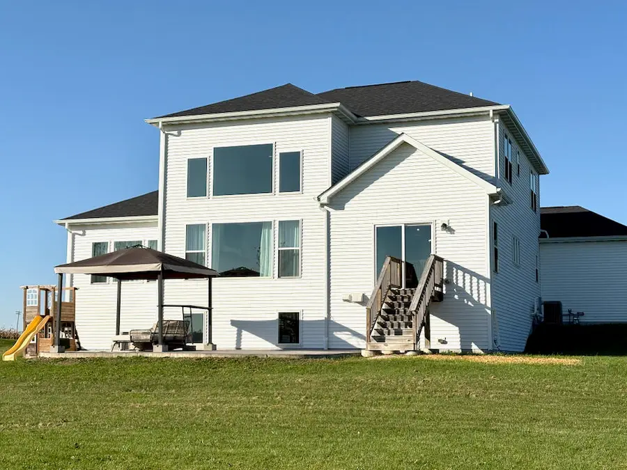 27427 Dover View Ln, Dover, WI 53185 - #3