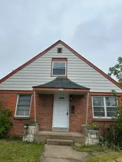 4226 W Hampton Ave, Milwaukee, WI 53209 - #1