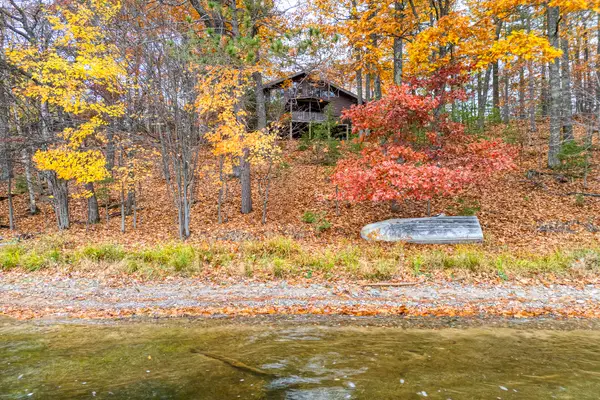 3282 Knotty Pine Trl, Washington, WI 54521