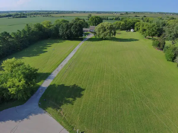 6420 31st St, Somers, WI 53144