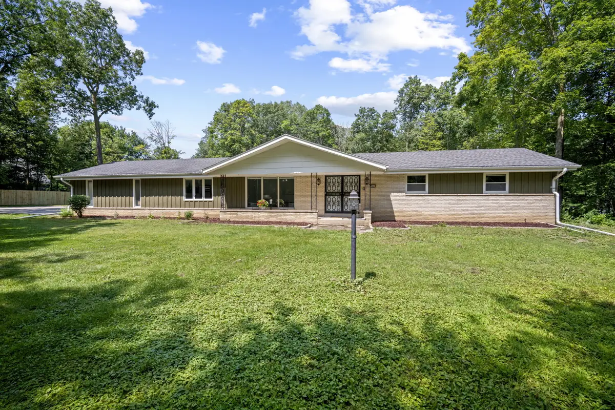 8441 S 20th St, Oak Creek, WI 53154 - #1