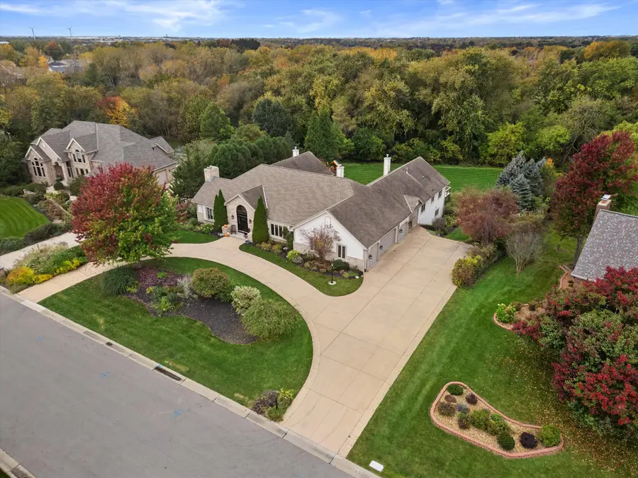 5740 Woodland Hills Dr, Mount Pleasant, WI 53406 - #3
