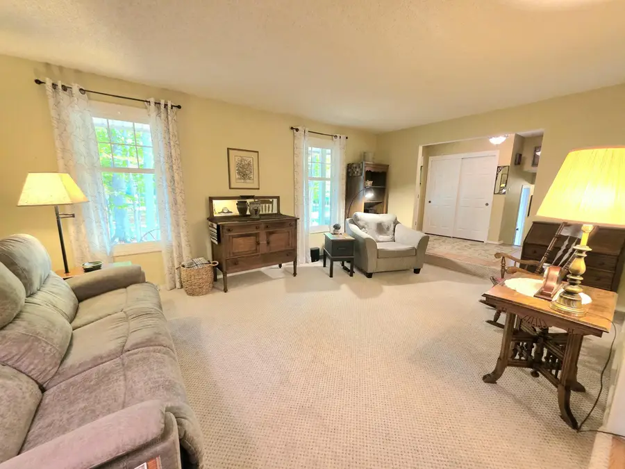 4202 S 16th St, Wilson, WI 53081 - #2