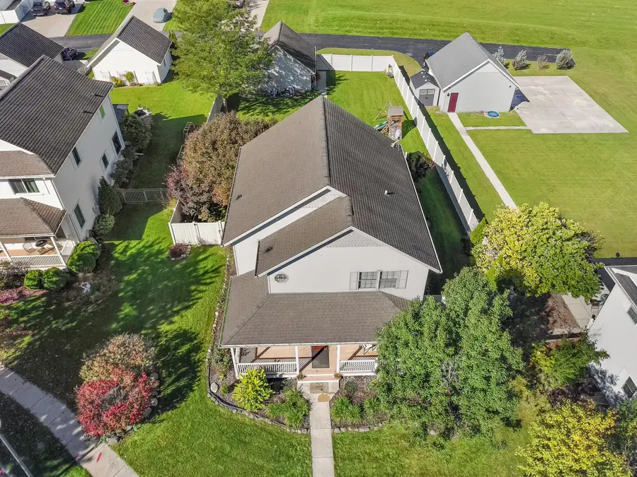 1109 Hidden Creek Ln, Burlington, WI 53105 - #2