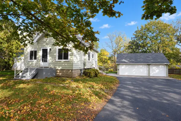4400 S 124th St, Greenfield, WI 53228