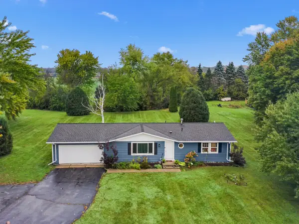 W122 County Road U, Bloomfield, WI 53128