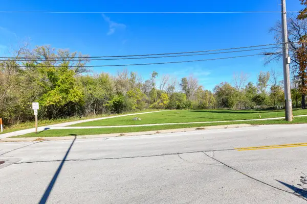 Lt0 W Cold Spring Rd, Greenfield, WI 53228
