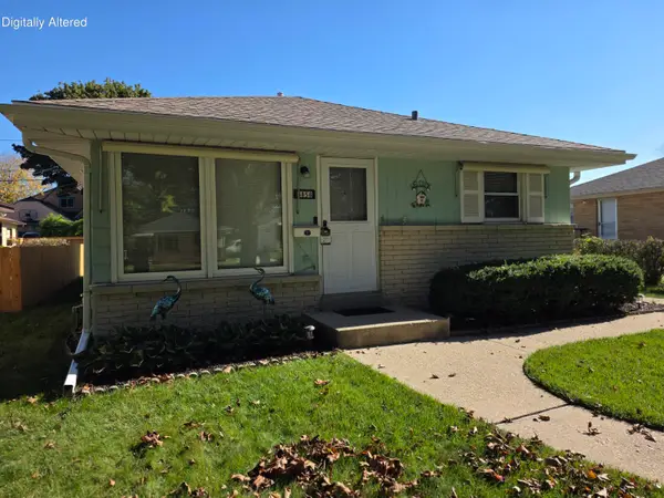 4858 N 88th St, Milwaukee, WI 53225