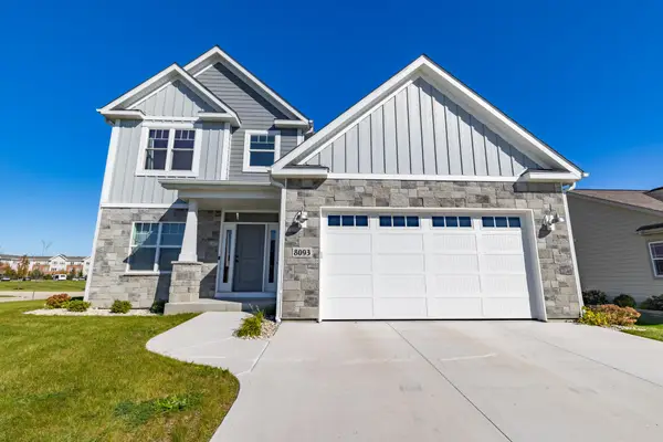 8093 Ridgeway Ct, Pleasant Prairie, WI 53158