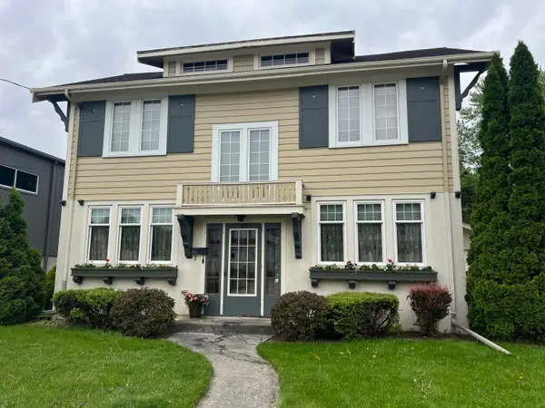 57 W Washington St, Chilton, WI 53014