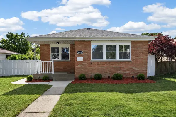 4629 N 77th St, Milwaukee, WI 53218