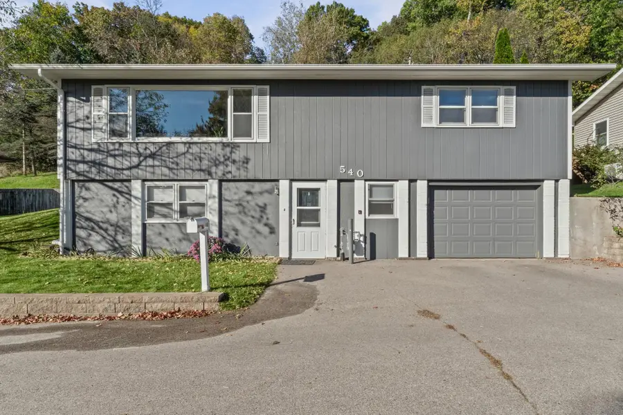 540 Larch Ave, La Crescent, MN 55947 - #3