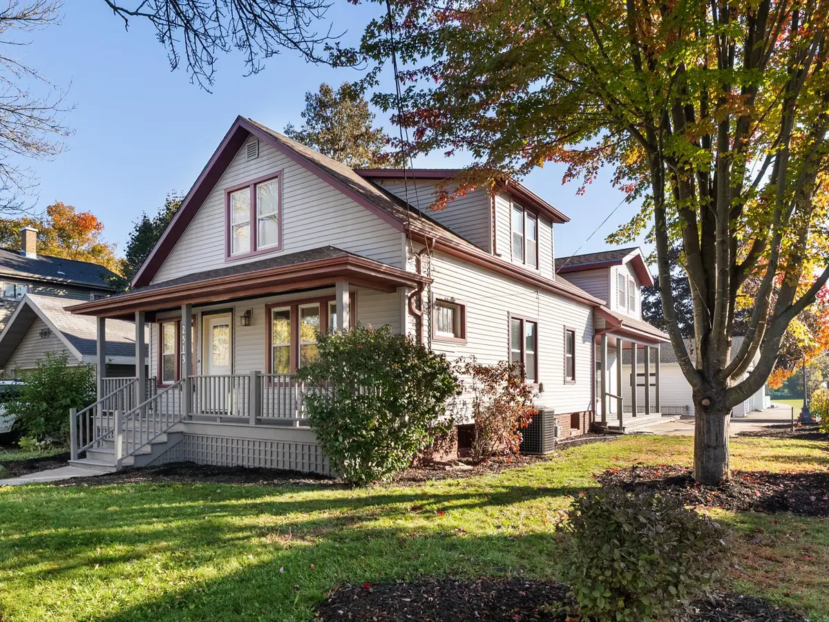 2513 Adams St, Two Rivers, WI 54241 - #1