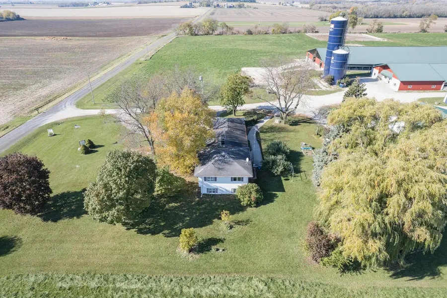 W8496 Long Rd, Watertown, WI 53098 - #3