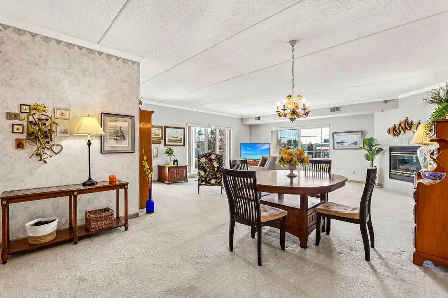 333 Lake Ave, Racine, WI 53403 - #3