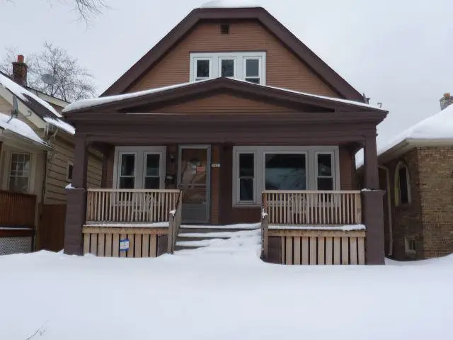 3022 S 15th STREET, Milwaukee, WI 53215 - #1