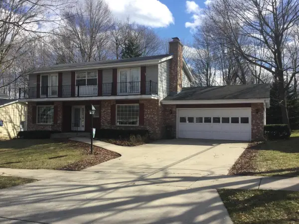 145 Laurel DRIVE S, West Bend, WI 53095