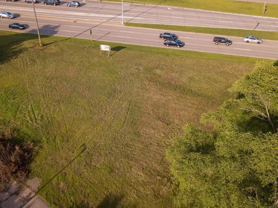 1411 Fairmont Avenue, Eau Claire, WI 54703 - Image #2