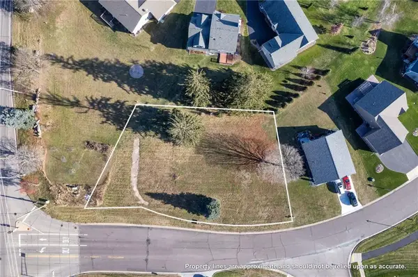 2364 St Andrews Drive, Altoona, WI 54720