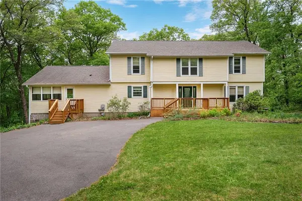 7822 Blue Valley Drive, Eau Claire, WI 54703