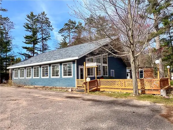 7042 Lake Shore Drive, Couderay, WI 54828