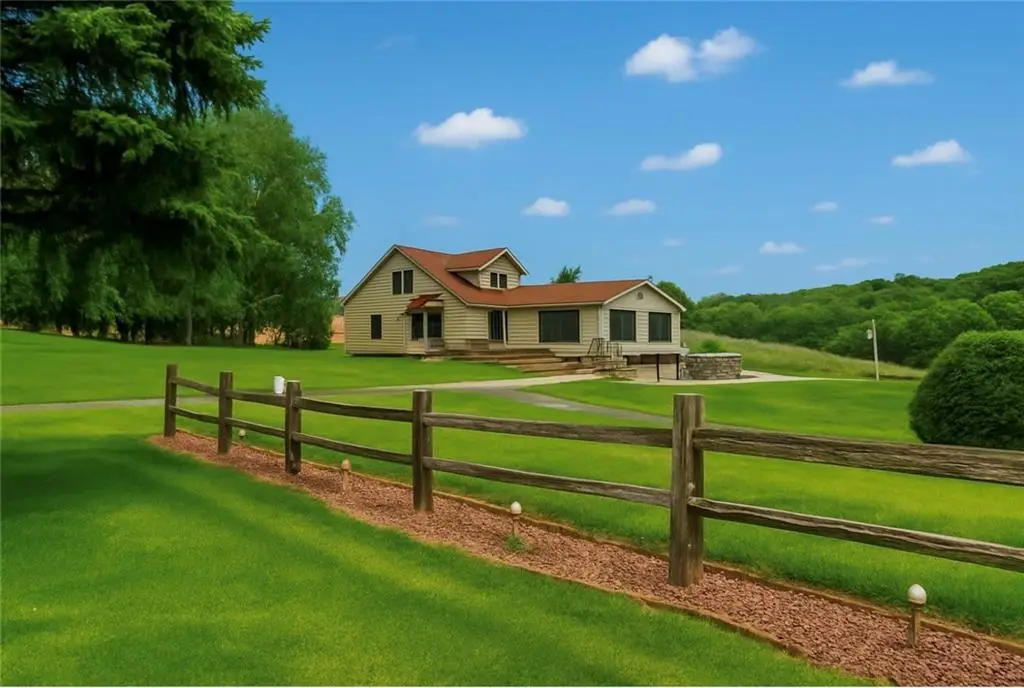 27864 W County Road Q, Independence, WI 54747 - Image #1